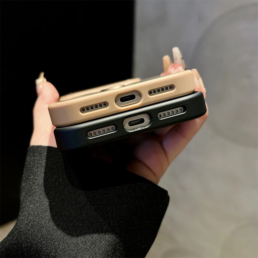 📱 **جراب آيفون المدرع بنسيج ألياف الكربون مع حامل مغناطيسي مدمج** ⚙️