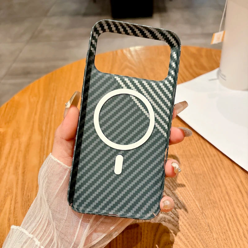 📱 **جراب آيفون الفاخر بنسيج ألياف الكربون ** ⚡